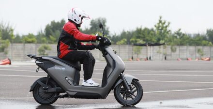 Langkah Besar PT AHM, Motor Listrik Honda EM1 e: Mulai Dikirim kepada Konsumen