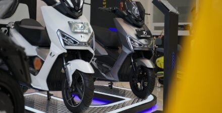 United E-Motor Siapkan Model Baru dengan Harga Bersaing di Pasar Motor Listrik.
