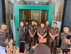 SF Tersangka Korupsi Stadion Mini Dipasangi Alat Pendeteksi Keberadaan Ditubuhnya