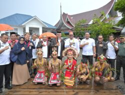 Pacu Pembangunan Bumi Sikerei, Gubernur Mahyeldi Beserta Jajaran dan Perwakilan 4 Kementerian Berkunjung ke Mentawai