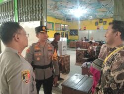 Kapolres Solsel dan Dirresnarkoba Polda Sumbar Pantau Kondisi di TPS-TPS