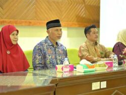 Gubernur Mahyeldi dan Bunda PAUD Harneli Ingatkan Pentingnya Pendidikan Berkualitas