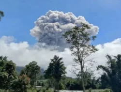 Gunung Marapi Terus Aktif, 1.112 Letusan Terjadi dalam Sebulan Terakhir