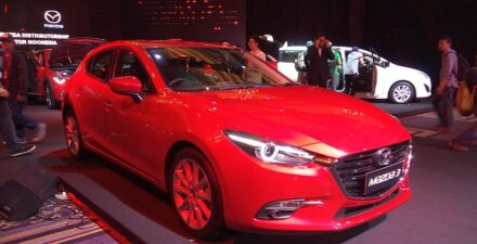 Berapa pajak mobil Mazda3? Segini uang yang harus disiapkan.