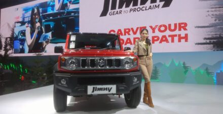 Suzuki Jimny 5 pintu.