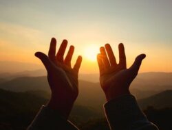 Doa untuk Orang Tua yang Telah Meninggal, Bentuk Bakti Anak yang Mulia