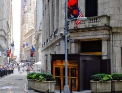 Wall Street Menguat Tajam, Rekor Penutupan Tertinggi S&P 500