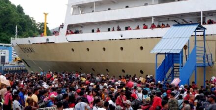 ASDP catat ratusan ribu orang menyebrang ke Sumatera pada long weekend Nyepi.