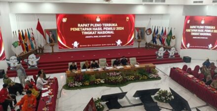 KPU Skors Saat Penetapan Hasil Pemilu, Hasyim Asy’ari Buka Dokumen