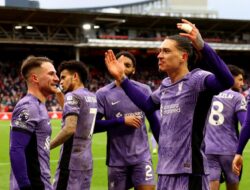 Jurgen Klopp Puji Sikap Tangguh Darwin Nunez Hadapi Ejekan Suporter Forest