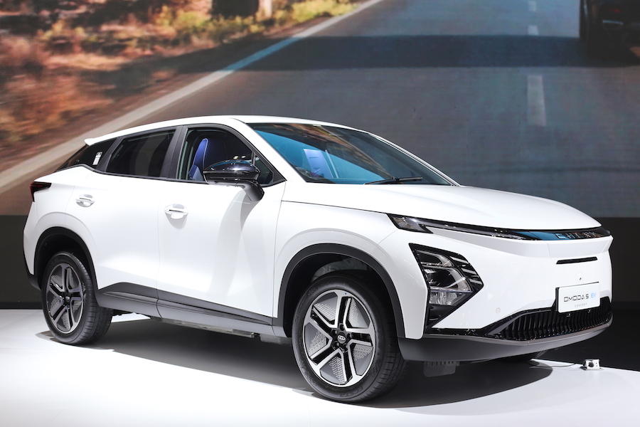 Ilustrasi berapa pajak mobil omoda.