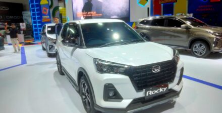 Pertalite bakal dibatasi, ini daftar mobil yang masih diperbolehkan mengonsumsinya.