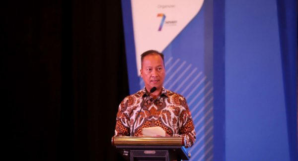 Menperin Agus Gumiwang Jelaskan Soal Stok Minyak.