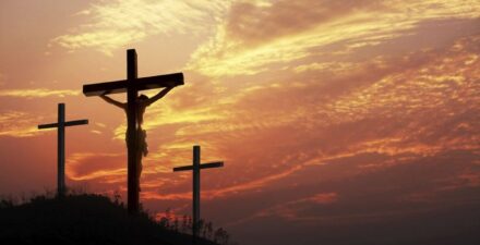 Menko Luhut Peringati Jumat Agung.