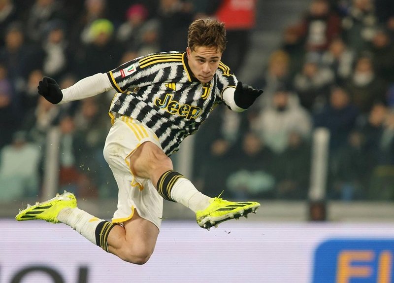 Juventus ingin memberikan nomor punggung 10 ke Kenan Yildiz.