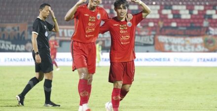 Rizky Ridho mempersembahkan kemenangan Persija Jakarta 4-1 atas Dewa United untuk The Jakmania.