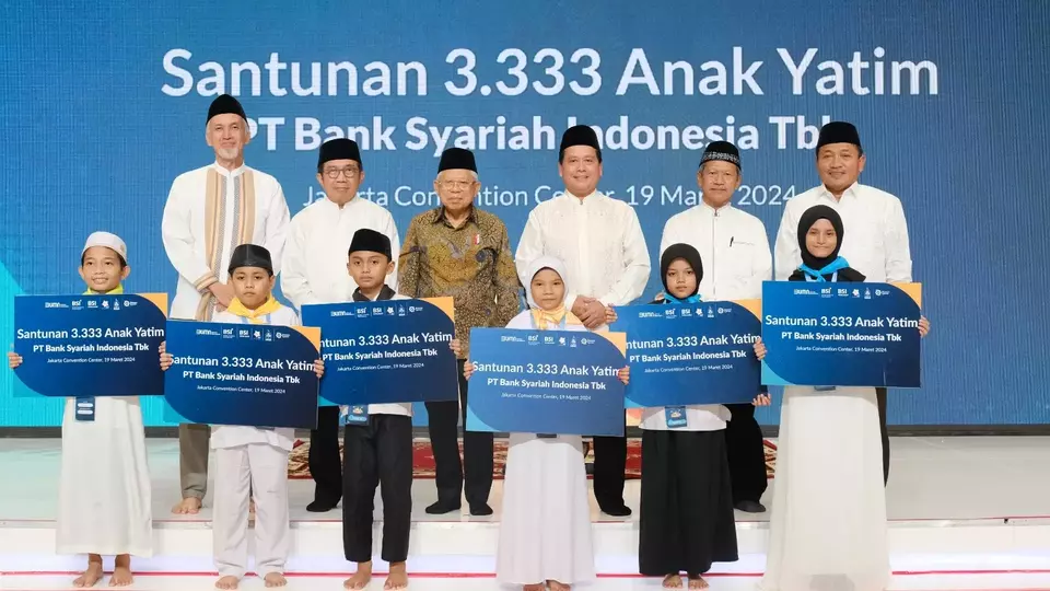 Santunan 3.333 anak yatim tahun 2024 yang diselenggarakan oleh PT Bank Syariah Indonesia Tbk (BSI) di Assembly Hall Jakarta Convention Center, Jakarta pada Selasa 19 Maret 2024 yang dihadir Wakil Presiden Ma'ruf Amin.