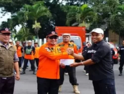 Bupati Tanahdatar Lepas Tim Bantuan, 40 Relawan Siap Meringankan Dampak Banjir Bandang