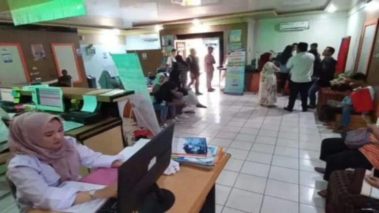 Pelayanan Administrasi Kependudukan di Kabupaten Tanahdatar