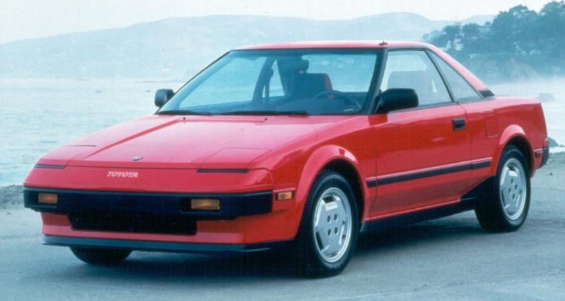Harga bekas mobil Toyota MR2 masih tinggi.