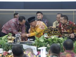 Nikmati Makan Bajamba di Istana Gubernuran, Mendagri Tito Sebut Sumbar Terbukti Paling Siap dalam Menghelat HUT Satpol PP dan Satlinmas Nasional
