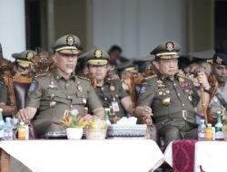 Mendagri Tito Karnavia Jadi Irup Gelar Pasukan Satpol PP dan Satlinmas se-Indonesia, Gubernur Mahyeldi Terima Penghargaan Katua Bhakti Peduli Satpol PP