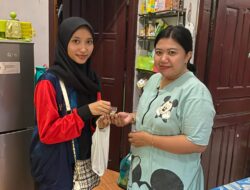 Mahasiswa KKN UPGRIS Melakukan Pemantauan Jentik Nyamuk dan Cara Mengatasinya di Desa Semampir