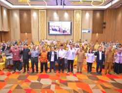 Gubernur Mahyeldi Tekankan Pentingnya Kandungan Nilai Pancasila dalam Setiap Rancangan Perda
