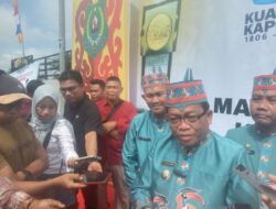 Pj Bupati Erlin Hardi Hadiri Hari Jadi ke-218 Kota Kuala Kapuas dan HUT Pemkab Kapuas ke-73