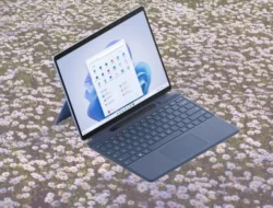 Seri Legion Y700, Tablet Gaming Inovatif dari China Meluncur ke Pasar Global