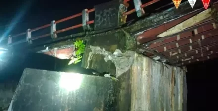 Kondisi Darurat, Jembatan Batang Sani Amblas, Lalu Lintas Terhenti