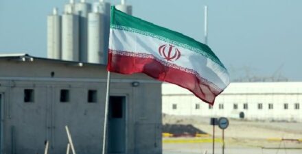 Iran Balas Serangan Israel
