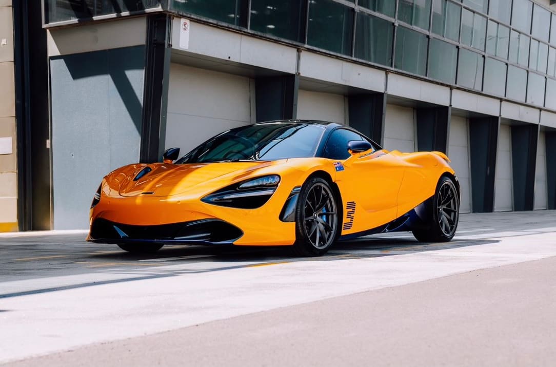 McLaren 720S edisi khusus.