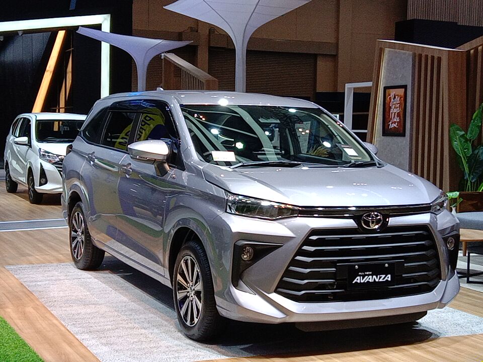 Daftar harga terbaru Toyota Avanza bekas.