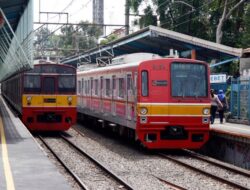 Rekor Penumpang, Kisah Sukses KRL saat Libur Lebaran 2024