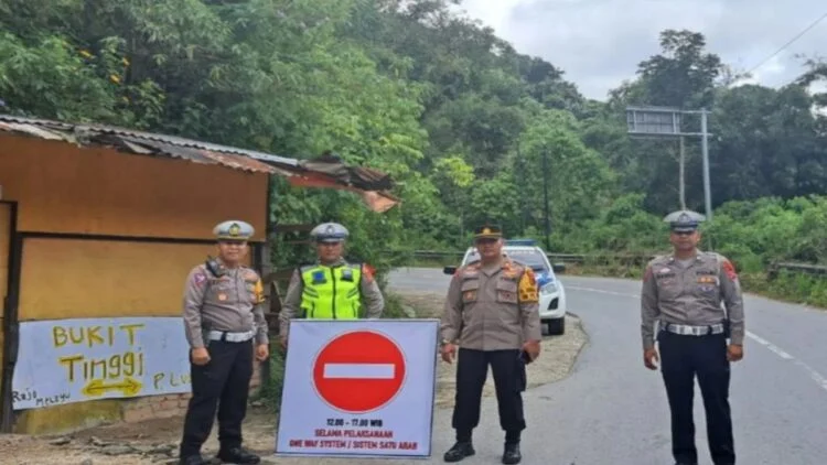 berjaga