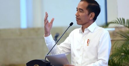 Presiden Jokowi Tunjuk Luhut Jadi Ketua Dewan Sumber Daya Air.