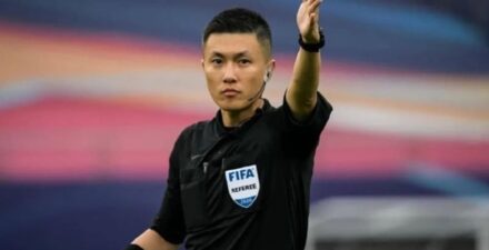 Wasit Shen Yihao yang akan memimpin laga Timnas Indonesia U-23 vs Timnas Uzbekistan U-23.