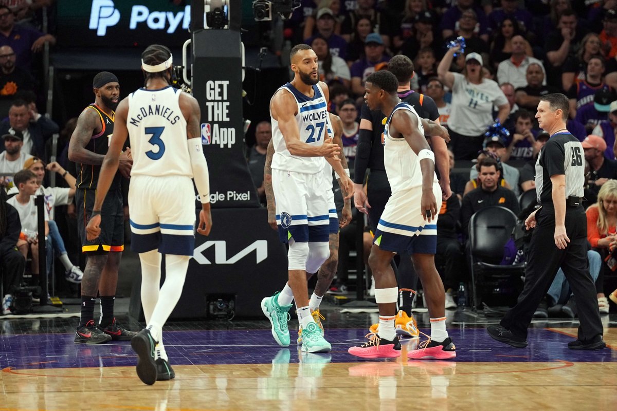Berikut hasil lengkap NBA 2023-2024 hari ini.