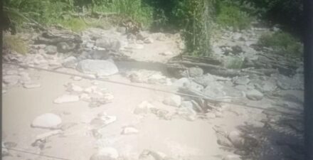 Sungai Berubah Warna