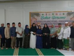 Pj Bupati Pulpis Melaksanakan Sahur Bersama