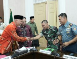 Gubernur Mahyeldi Ajak Seluruh Pihak Menciptakan Suasana Lebaran yang Berkesan di Sumbar