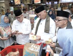 Gubernur Mahyeldi Ingatkan Pedagang dan Pembeli Cermati Tanggal Kadaluwarsa Produk Makanan dan Parsel Lebaran