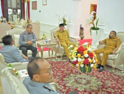 Berharap Sinergitas Terus Meningkat, Gubernur Mahyeldi Sambut Kunjungan Kakanwil Kemenkum HAM Sumbar yang Baru