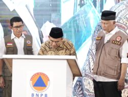 Menko PMK Minta BNPB Tambah Shelter di Sumbar