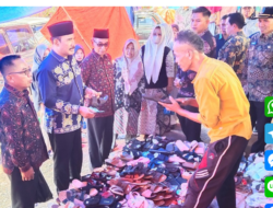 Pj. Bupati Kerinci Asraf Pilih Sandal Lebaran Murah di Balai Hiang, Gaya Tak Harus Mahal