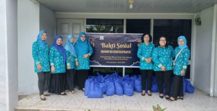 Peduli Warga Kurang Mampu, Iwabri Rantauprapat Bagikan Sembako