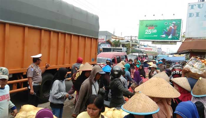 Ilustrasi kemacetan di Padang Luar, Agam.