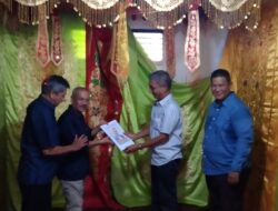 Anton Budiman Serahkan Formulir Pendaftaran ke Partai Nasdem Tanah Datar