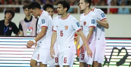 Timnas Indonesia diperkuat pemain-pemain keturunan berkualitas tanpa iming-iming uang.